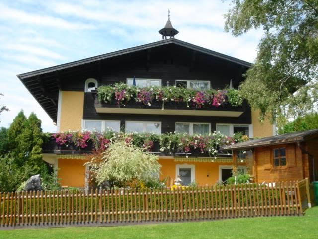 Marianne Apartment